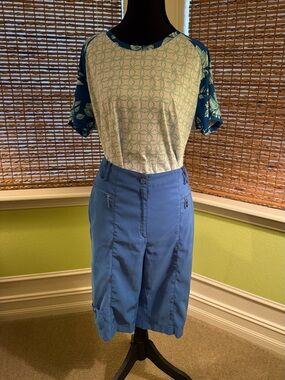 Blue High-Waist Stretch Golf Shorts with shirt